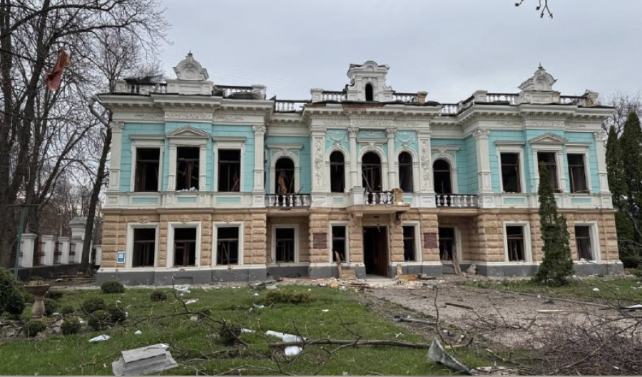 Sukhanov-Sumovsky Estate